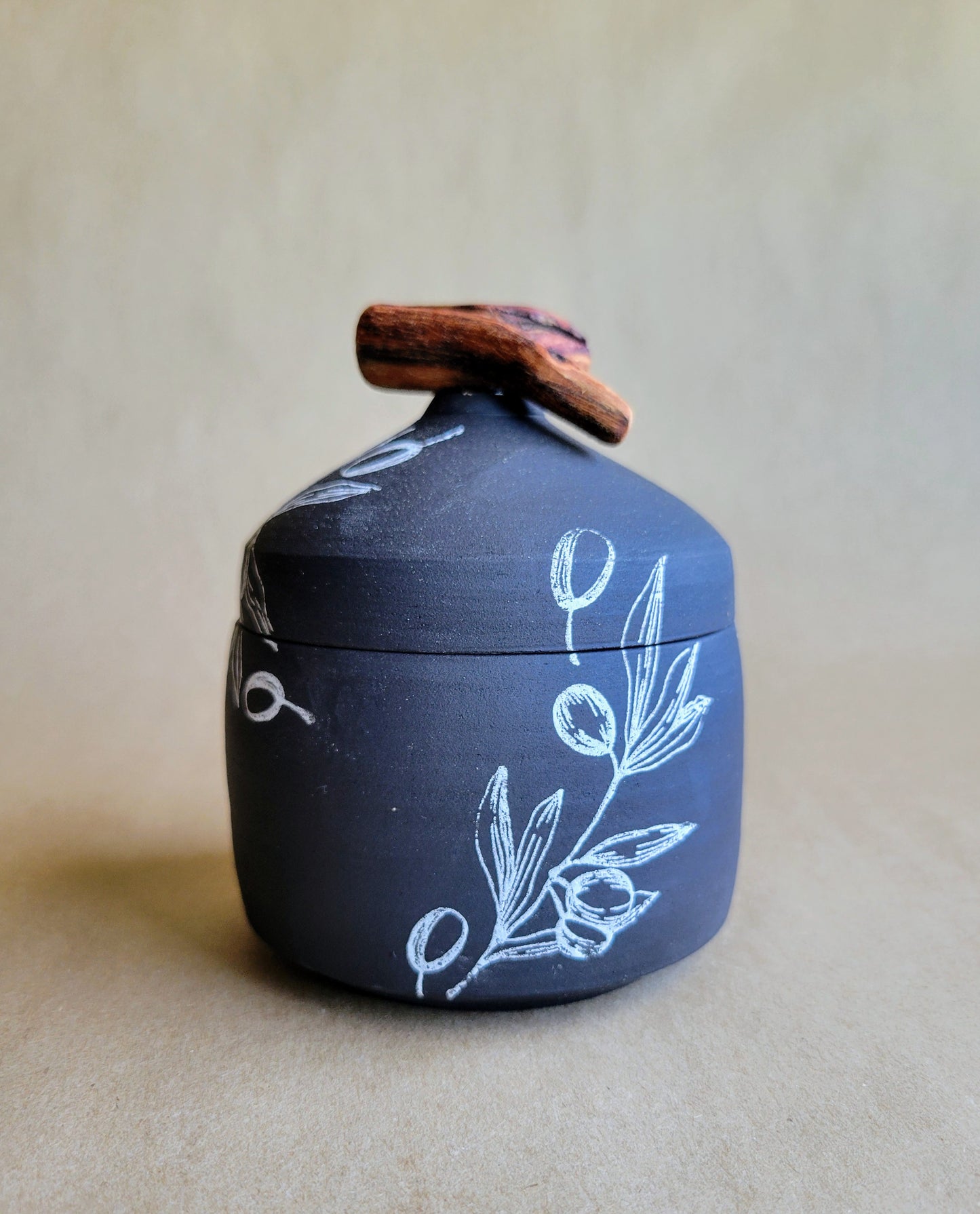 Black Clay Treasure Box Olives