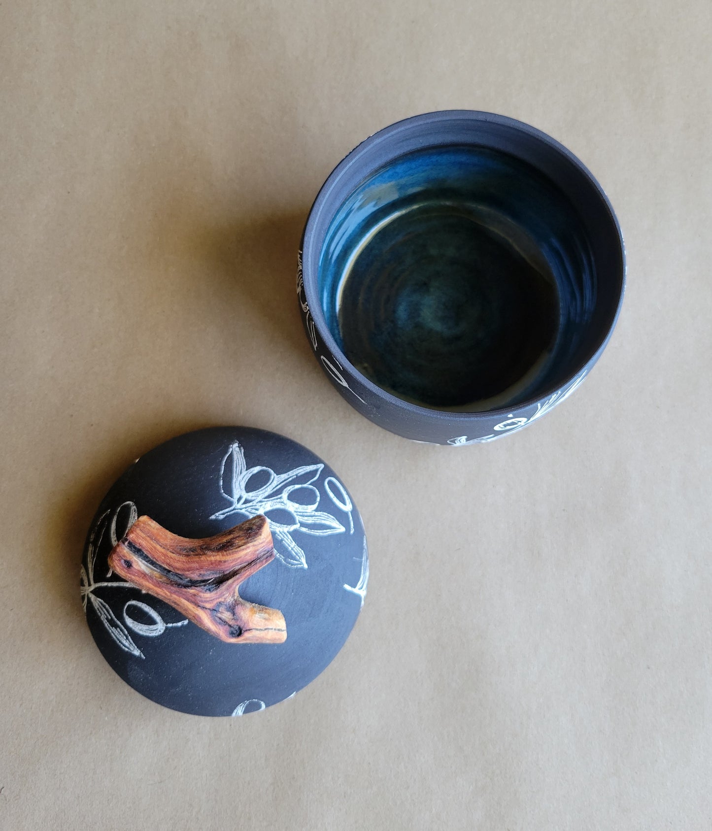 Black Clay Treasure Box Olives