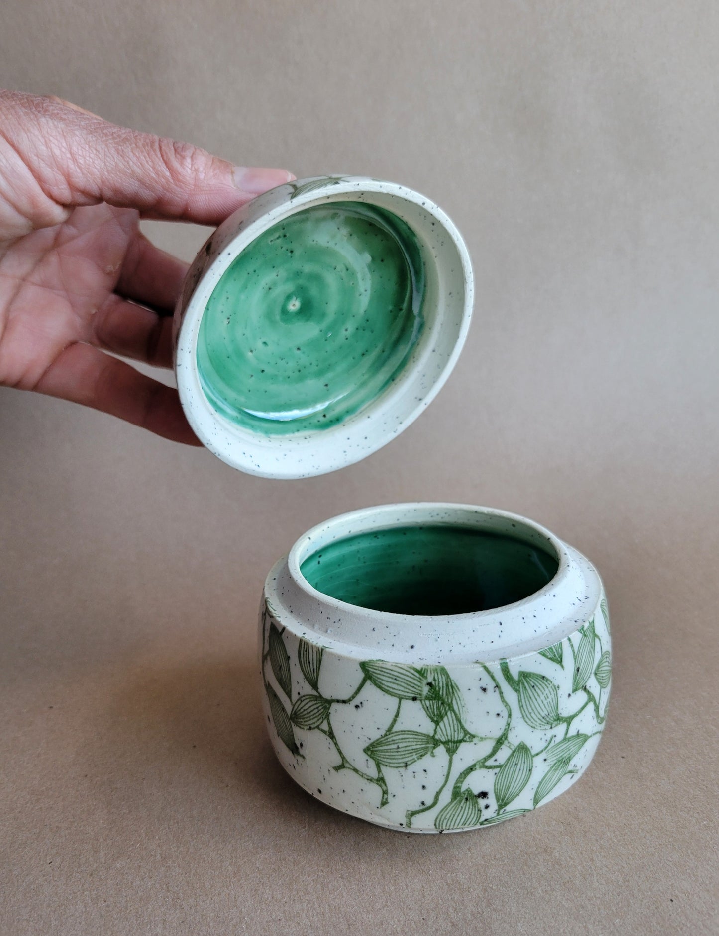 Speckled Treasure Box Pods