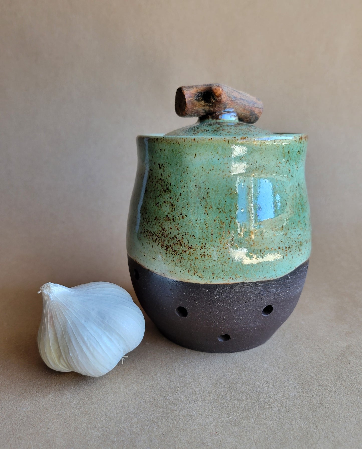 Garlic Keeper Speckled Green