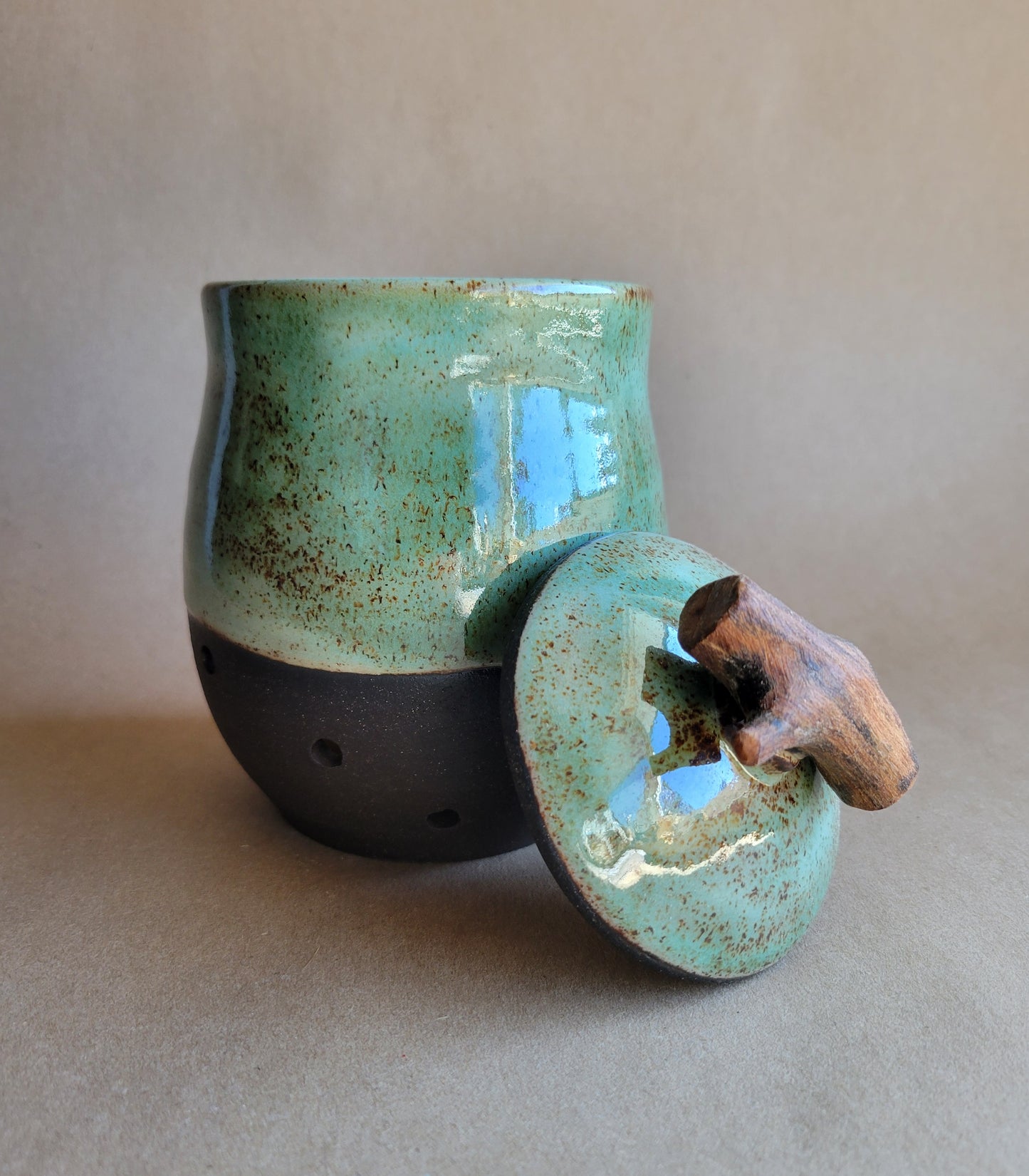 Garlic Keeper Speckled Green