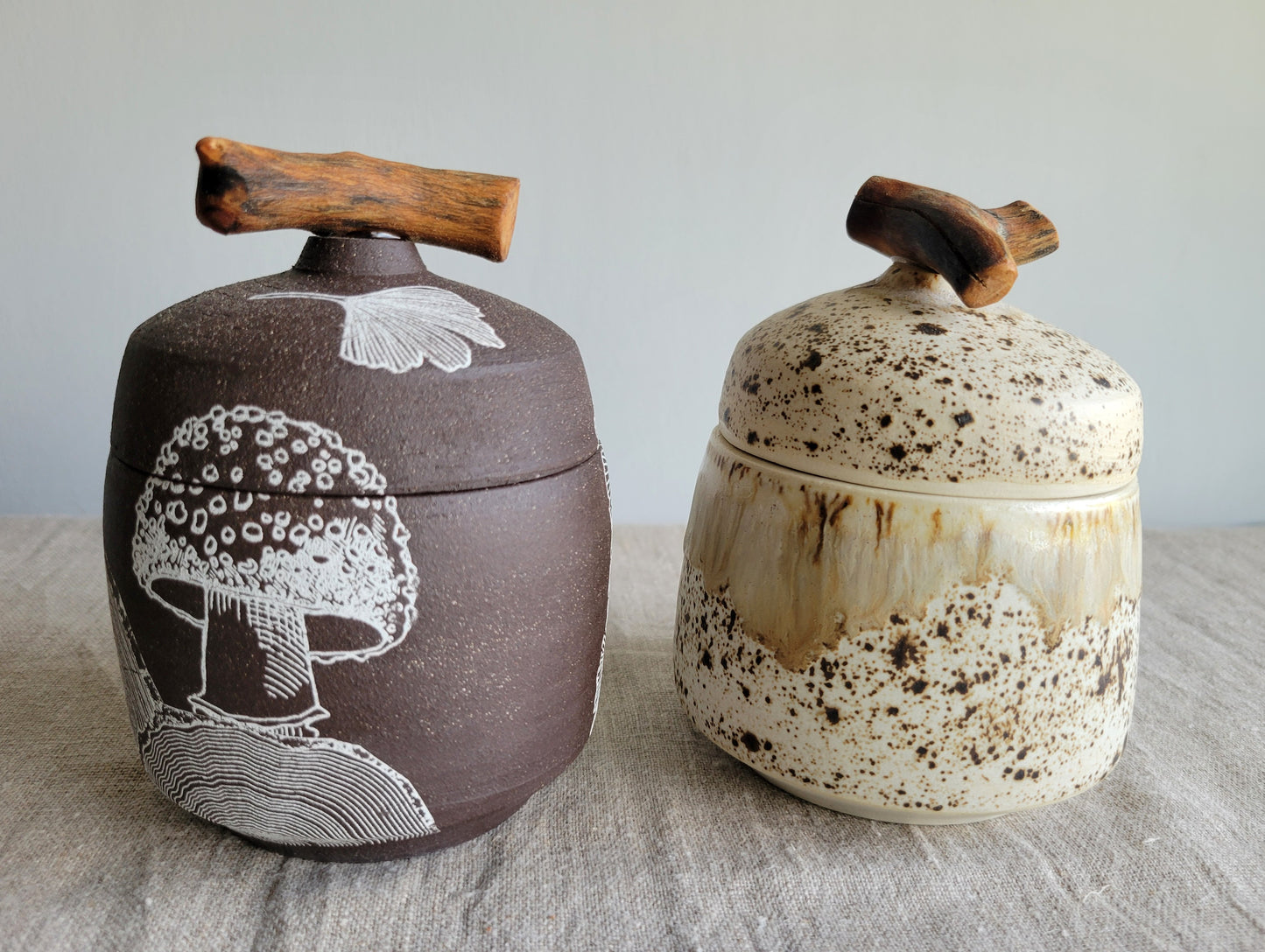 Treasure Box Mushroom/Ginkgo Leaf